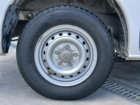 Toyota TownAce Van