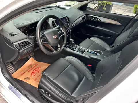 Cadillac ATS-L
