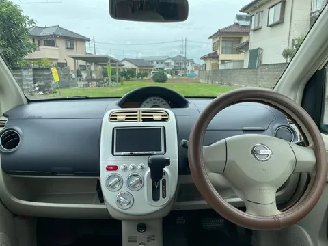 Nissan Otti