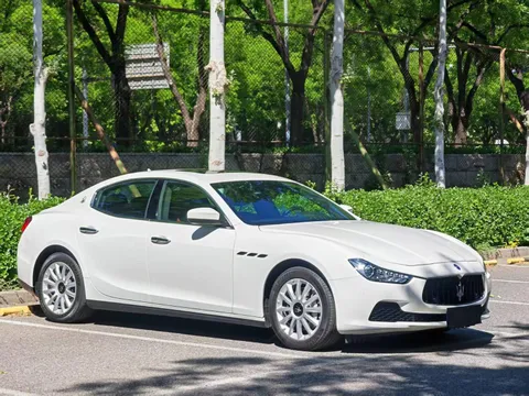 Maserati Ghibli