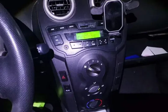BYD F0