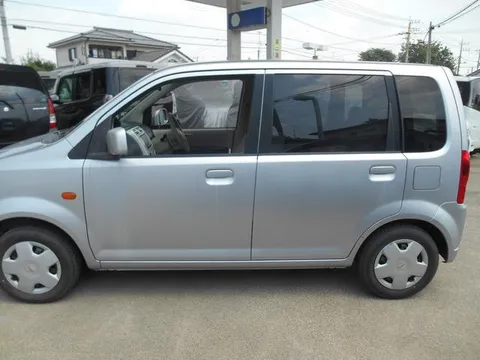 Nissan Otti