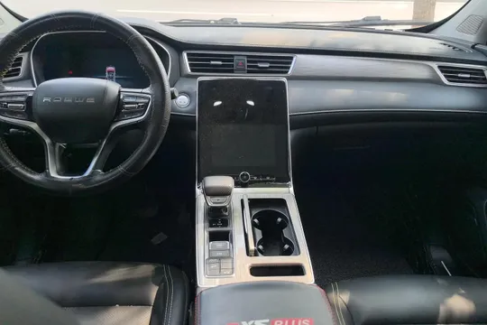 Roewe RX5