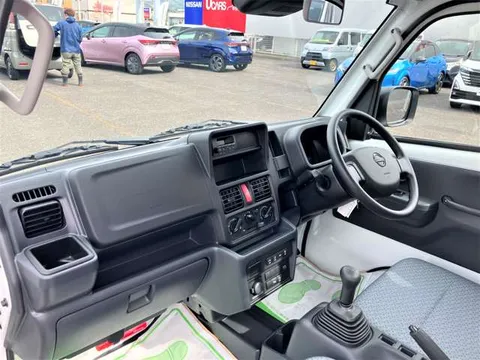 Nissan Clipper Truck