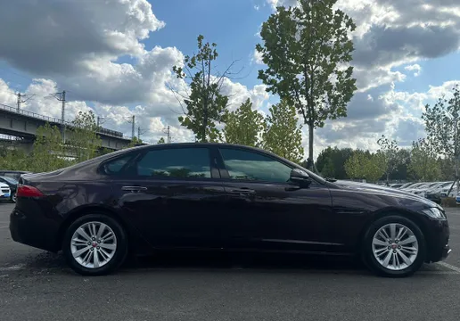 Jaguar XFL