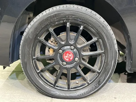 Toyota Pixis Mega