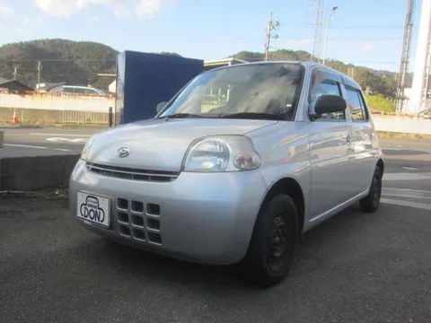 Daihatsu Esse