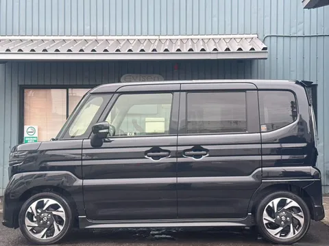 Suzuki Spacia Custom