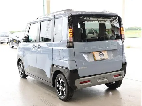 Mitsubishi Delica Mini