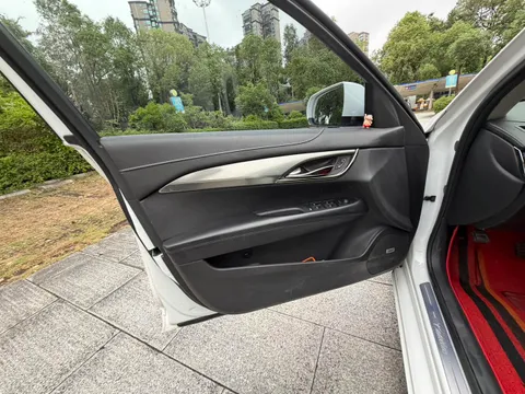 Cadillac ATS-L