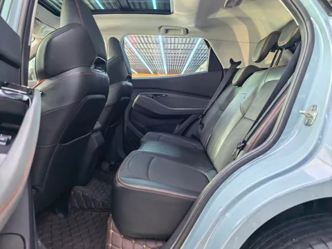 Baojun RS-3