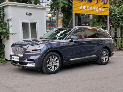Lincoln Aviator
