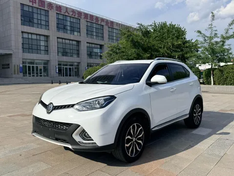 MG GS