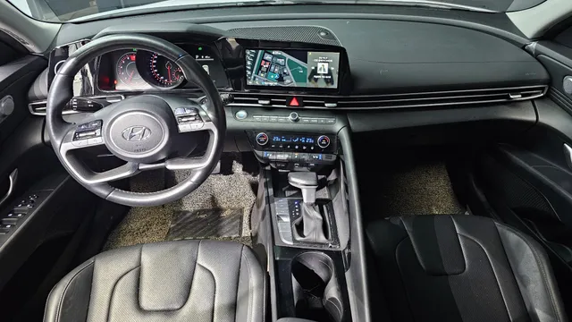 Hyundai Elantra (Avante)