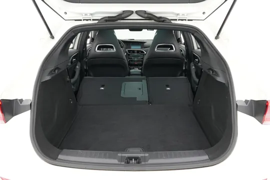 Infiniti Q30