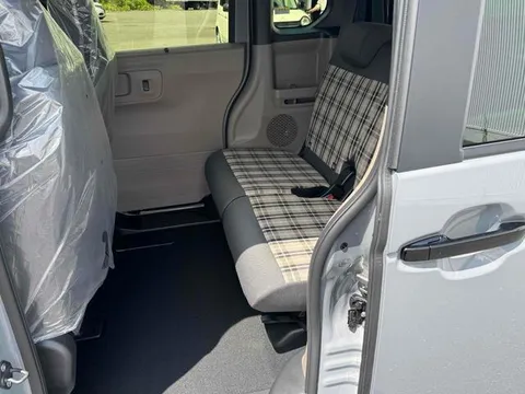 Honda N-BOX Joy