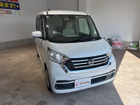 Nissan Dayz Roox