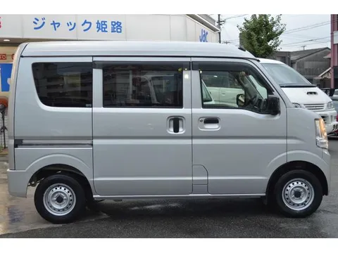 Nissan Clipper