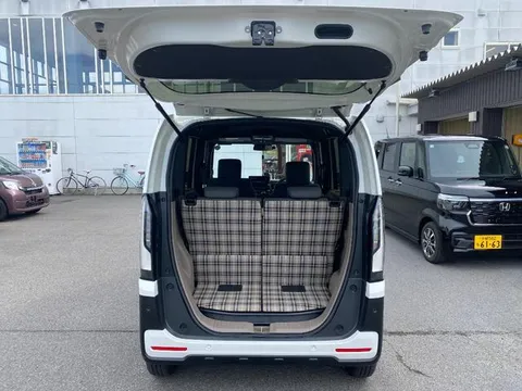 Honda N-BOX Joy