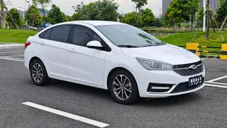 Chery Arrizo 5