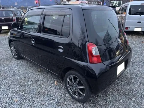 Daihatsu Esse