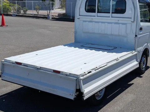 Nissan Clipper Truck