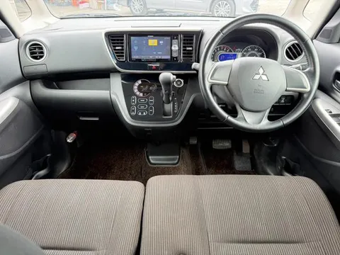 Mitsubishi eK Space Custom