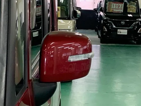Suzuki Spacia Custom