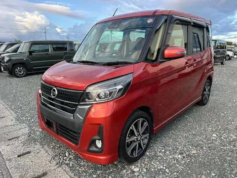 Nissan Dayz Roox