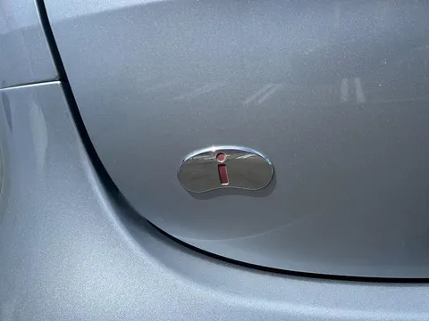Mitsubishi I