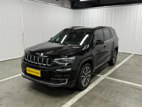 Jeep Grand Commander