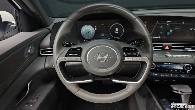 Hyundai Elantra (Avante)