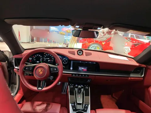 Porsche 911
