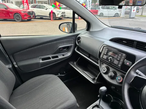 Toyota Yaris (Vitz)