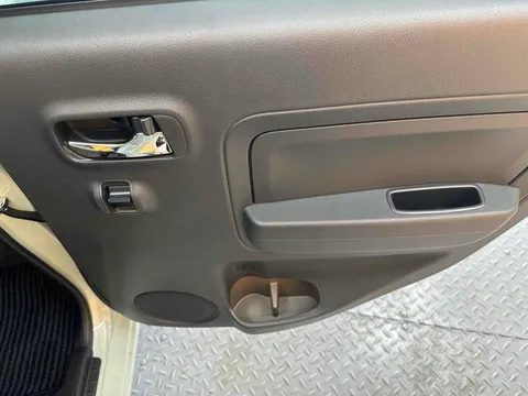 Daihatsu Mira Tocot