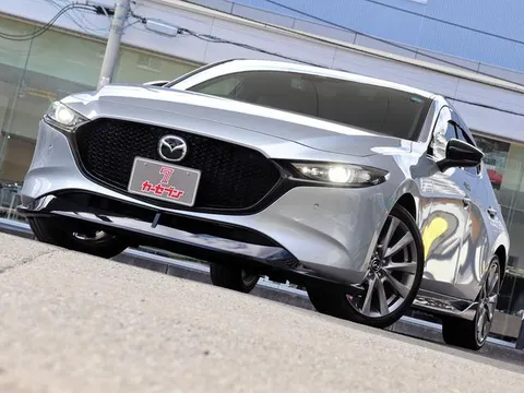 Mazda MAZDA3 Fastback