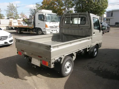 Nissan Clipper Truck