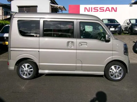 Nissan Clipper Rio