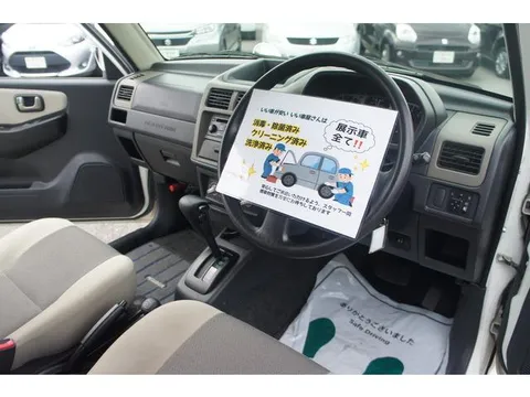 Mitsubishi Pajero Mini