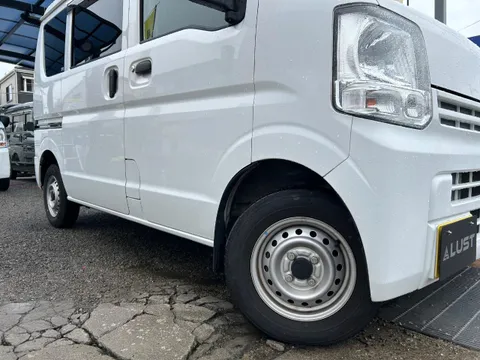 Nissan Clipper