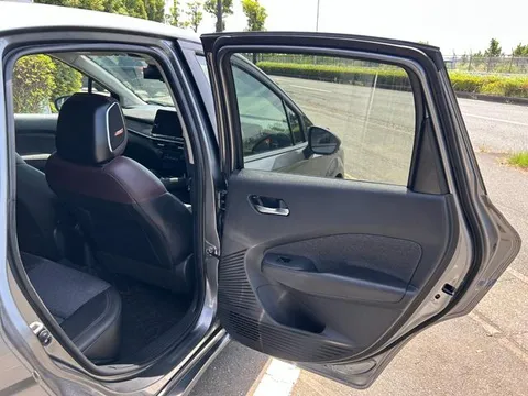 Nissan Note Aura