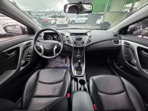 Hyundai Elantra (Avante)
