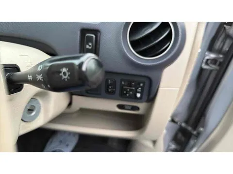 Nissan Otti