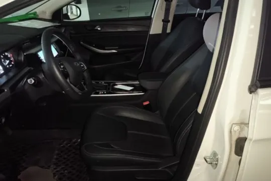 Chery Arrizo 5