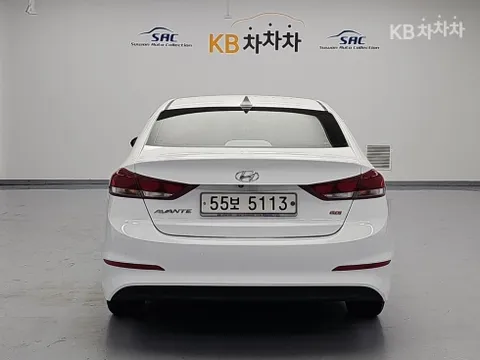 Hyundai Elantra (Avante)