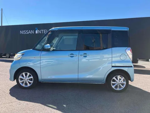 Nissan Dayz Roox