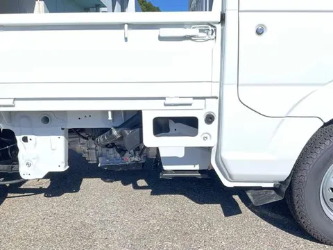 Nissan Clipper Truck