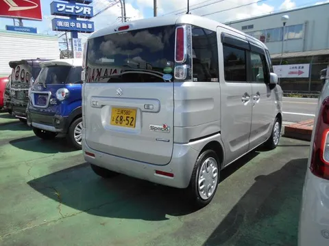 Suzuki Spacia