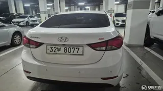 Hyundai Elantra (Avante)