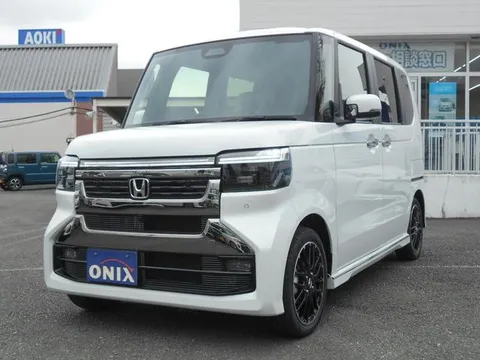 Honda N-BOX Custom